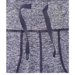 Lululemon straight leg leggings with pockets